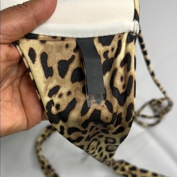 Victoria's Secret Brown and Black Bikini with Underwire Support - Picture 3 of 4